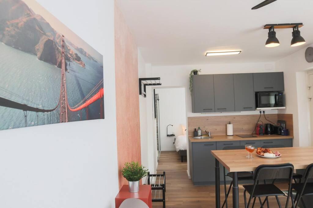 Appartement {Le Factory}, Proche Euroairport à Saint-Louis  Extérieur photo