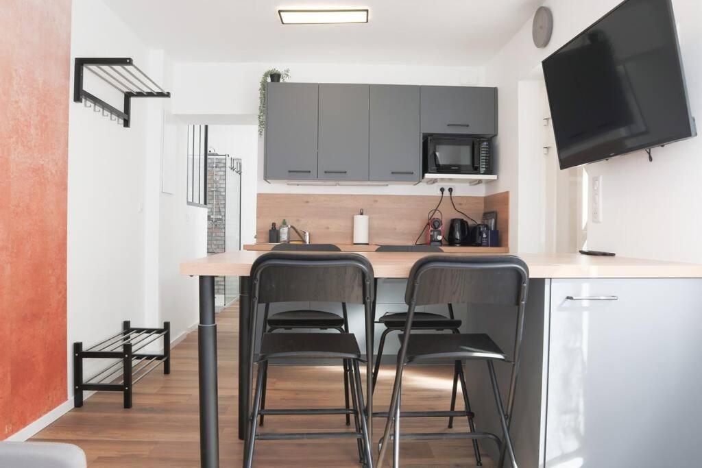 Appartement {Le Factory}, Proche Euroairport à Saint-Louis  Extérieur photo